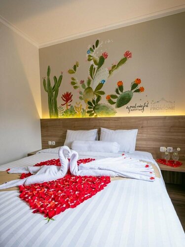 Three Eight Front One Boutique Batu, Book Boutique Hotel Hoteller i Batu med parkering, nær Taman Wisata Tirta Nirwana Songgoriti, Parkering