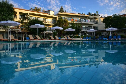 Dassia Holiday Club, Забронировать Отель Отели Дассии 3 звезды, 3*
