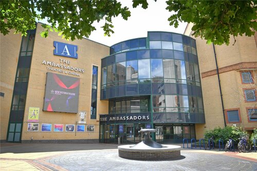 DoubleTree by Hilton Hotel Woking, Брондау Қонақ үй Woking Surrey