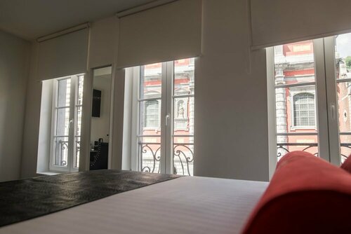Hotel Hors-Chateau, Varaa Hotelli 3 tähden hotellit kohteessa Liege, 3*