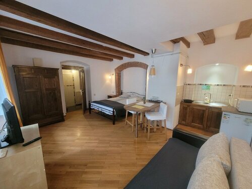 Main Square Apartments & More, Забронировать Апартаменты/квартира Отели Брашова с парковкой, рядом с The White Tower, Парковка
