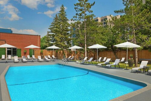 Sheraton Parkway Toronto North Hotel & Suites, Rezervasyon Otel Richmond Hill 