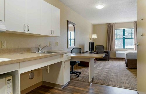 Extended Stay America Suites - Los Angeles - Ontario Airport, Забронировать Отель Отели Guasti с бассейном, Бассейн