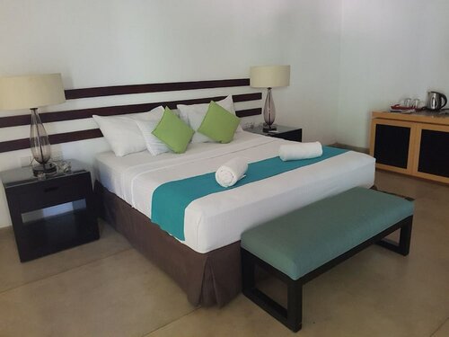 Eighth Wonder Resort, Забронировать Курортный отель Сигирия 