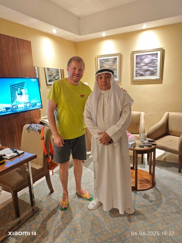 Howard Johnson by Wyndham Abu Dhabi Downtown, Забронировать Отель Абу-Даби Эмират Абу-Даби, рядом с Набережная Corniche