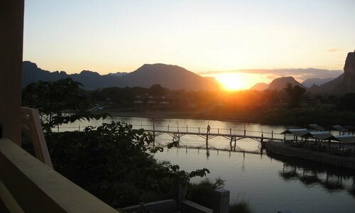 Popular View Guesthouse, Boek Hotel Vang Vieng Vientiane