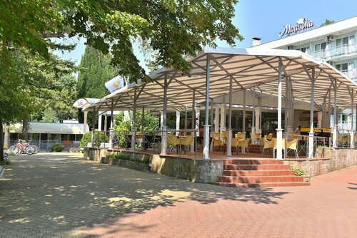 Hotel Magnolia, Забронировать Отель Отели Албена с бассейном, Бассейн