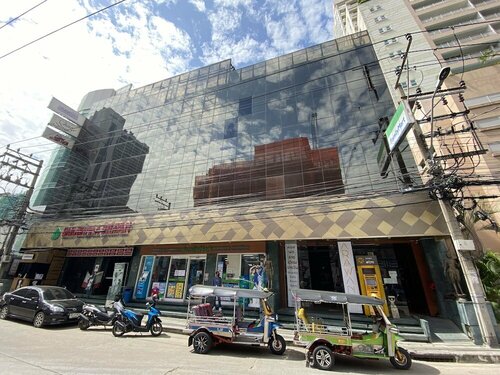 Arawana Regency Park Sukhumvit, Забронировать Отель Отели Бангкока с бассейном, Бассейн