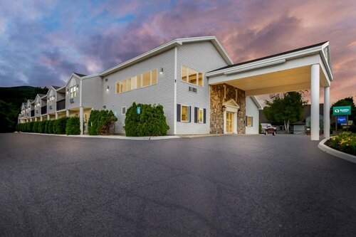 Rodeway Inn, Забронировать Отель Клермонт 