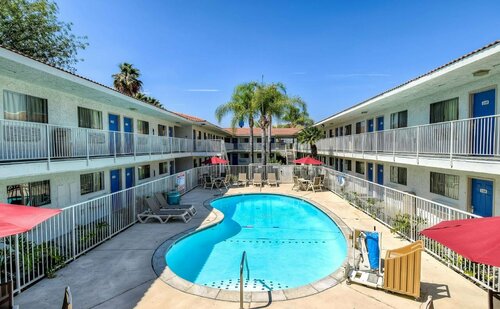 Motel 6 Rowland Heights