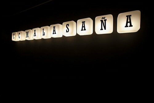 CC Malasaña, Забронировать Хостел Хостелы Мадрида, рядом с Здание Grassy, Хостел