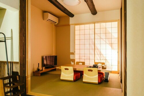 JAPANING Rokuhara, Брондау Қонақ үй Ōta Kyoto, Old Rissei Elementary School маңындағы