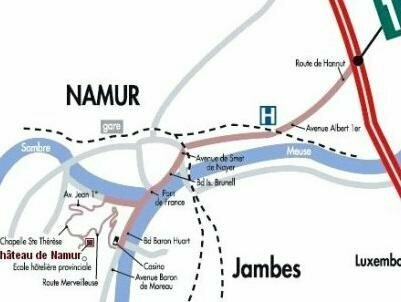 Le Chateau de Namur, Забронировать Отель Отели Намюра с парковкой, рядом с University of Namur, Парковка