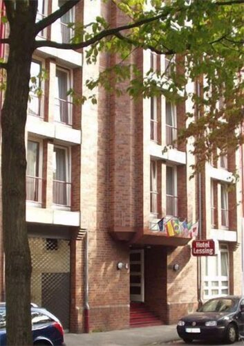 Hotel Lessing, Забронировать Отель СПА-отели Дюссельдорфа, рядом с Свободный театр Дюссельдорфа, SPA-услуги