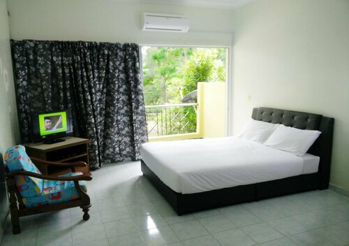 Capital O 89484 Teluk Batik Resort