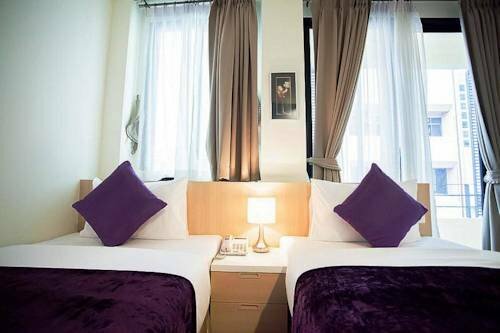 Lido Millennium Hotel, Забронировать Отель Отели Бангкока с парковкой, рядом с Улица Силом-Сой 4, Парковка