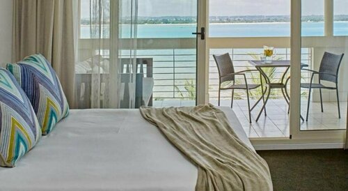 Hotel Slipway, Buchen Sie Hotel Business-Hotels in Daressalam, 4* 5*