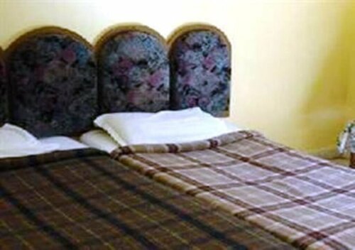 Hotel Lakeside, Забронировать Отель Кхаджурахо штат Мадхья-Прадеш