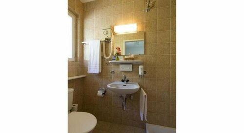Hotel Dellavalle, Забронировать Отель Брионе-сопра-Минусио Valle Verzasca