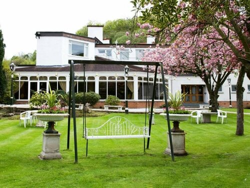 The Popinjay Hotel & Spa, Book Ferieresort  
