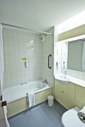 Days Inn Hotel Sedgemoor, Rezervați Hotel Hoteluri în Merseyside cu parcare, Parcare