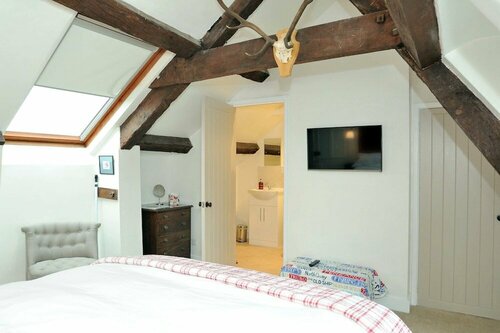 Castleton House B&B, Rezervați Bed and Breakfast Hoteluri în Gloucestershire cu parcare, Parcare