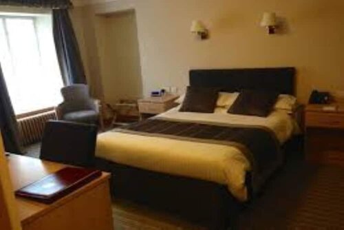 Burnett Arms Hotel, Забронировать Отель Отели Грампиан 3 звезды, 3*