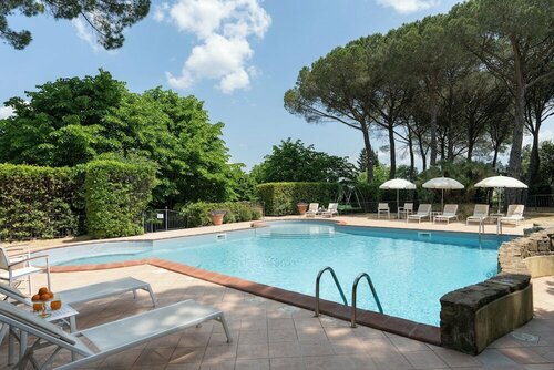 Relais Villa Bianca, Book Villa Hoteller i Val D'Elsa med pool, Swimmingpool
