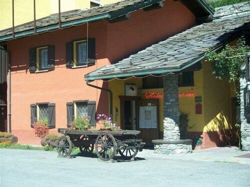 Hotel Veneriaz, Забронировать Отель Отели Валле д'аосты с бассейном, Бассейн