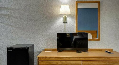 Econo Lodge Branson Theater District, Book Mini-hotel Hoteller i Missouri med morgenmad, Morgenmad