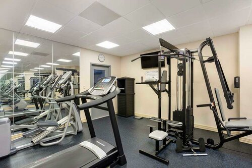 Best Western Plus Reading Inn & Suites, Rezerwuj Hotel Hotele w West Reading z basenem, Basen