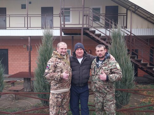 Гостевой дом 888, Забронировать Гостевой дом Отели Пролетарки с парковкой, Парковка
