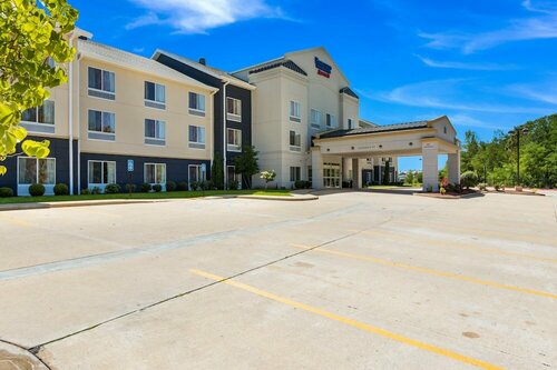 Fairfield Inn & Suites Columbia, Забронировать Отель Отели Колумбии с парковкой, Парковка