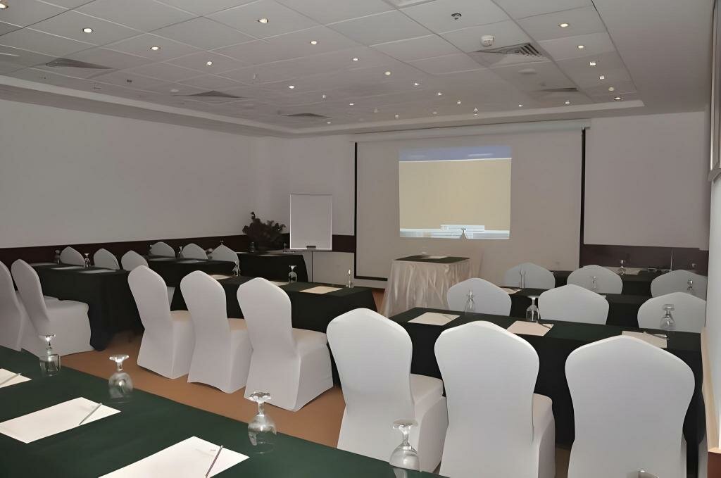 Reef ALMalaz hotel