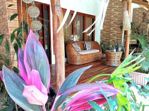 La Colonial Resort, Забронировать Курортный отель Тейтей Палаван