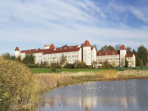 Explorers Hotel Marne-la-Vallée, Забронировать Отель Отели Марн-ла-Валле с бассейном, Бассейн