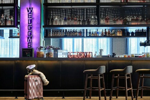 Moxy Columbus Short North, Rezerwuj Hotel Hotele w Columbus z parkingiem, Parking