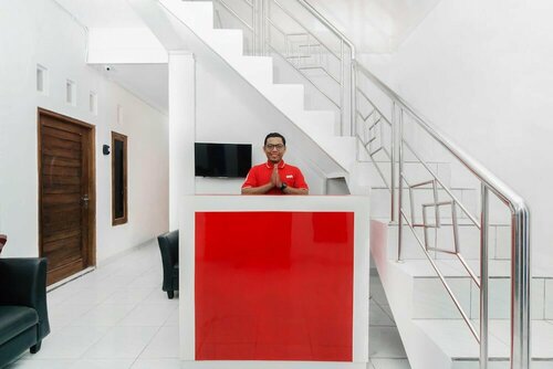 RedDoorz Syariah at Falisha UMY, Boek Hotel Ngabean 