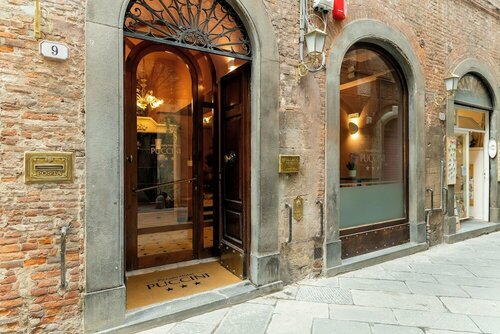 Piccolo Hotel Puccini, Забронировать Отель Отели в центре Лукки с завтраком, отели в центре Лукки с завтраком