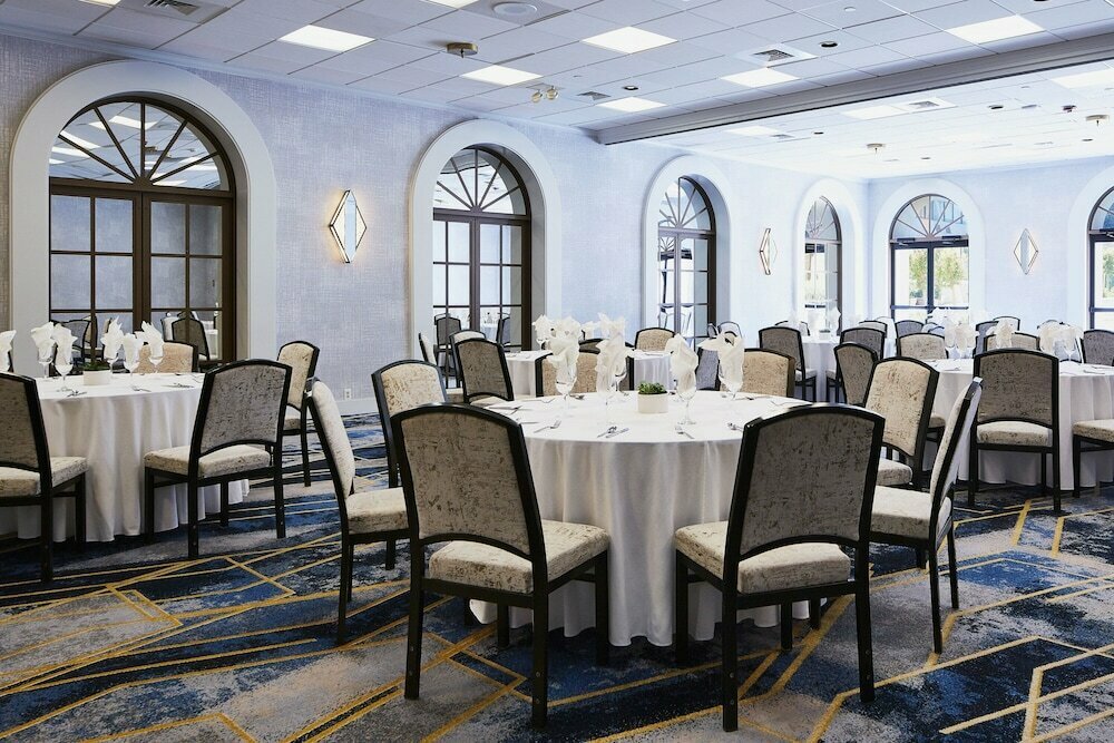 Sheraton Pasadena Hotel