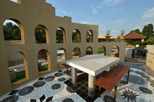 Kiwara Guesthouse, Book Hotel Randburg 