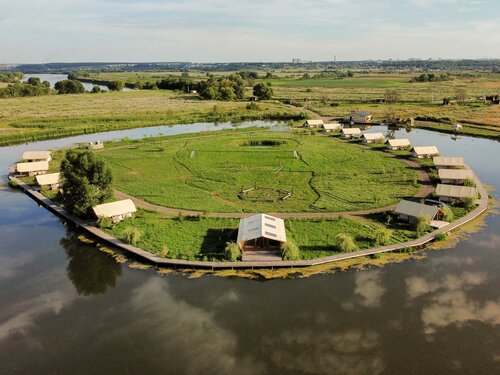 Ostrov, Prenota Campeggio Leninsky Oblast' di Mosca