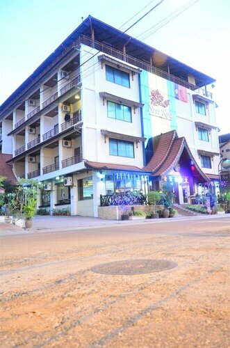 New Rose Boutique Hotel, Boek Boutique Hotel Hotels in Vientiane met parkeren, in de buurt van Lao Bowling Centre, Parkeren