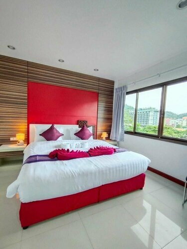 Patong Max Value Hotel, Забронировать Отель Отели Пхукета с бассейном, Бассейн