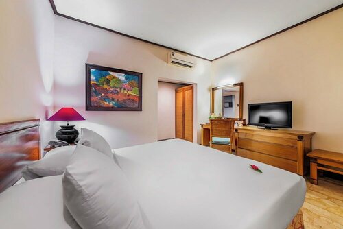 Hotel Tugu Blitar, Boek Hotel Hotels in Blitar met ontbijt, Ontbijt