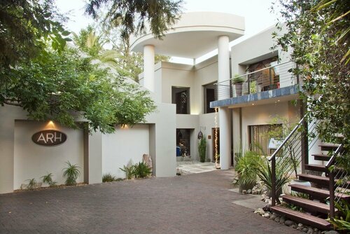 African Rock Hotel & Spa, a "Boutique Lifestyle Resort", Buchen Sie Hotel Kempton Park Gauteng