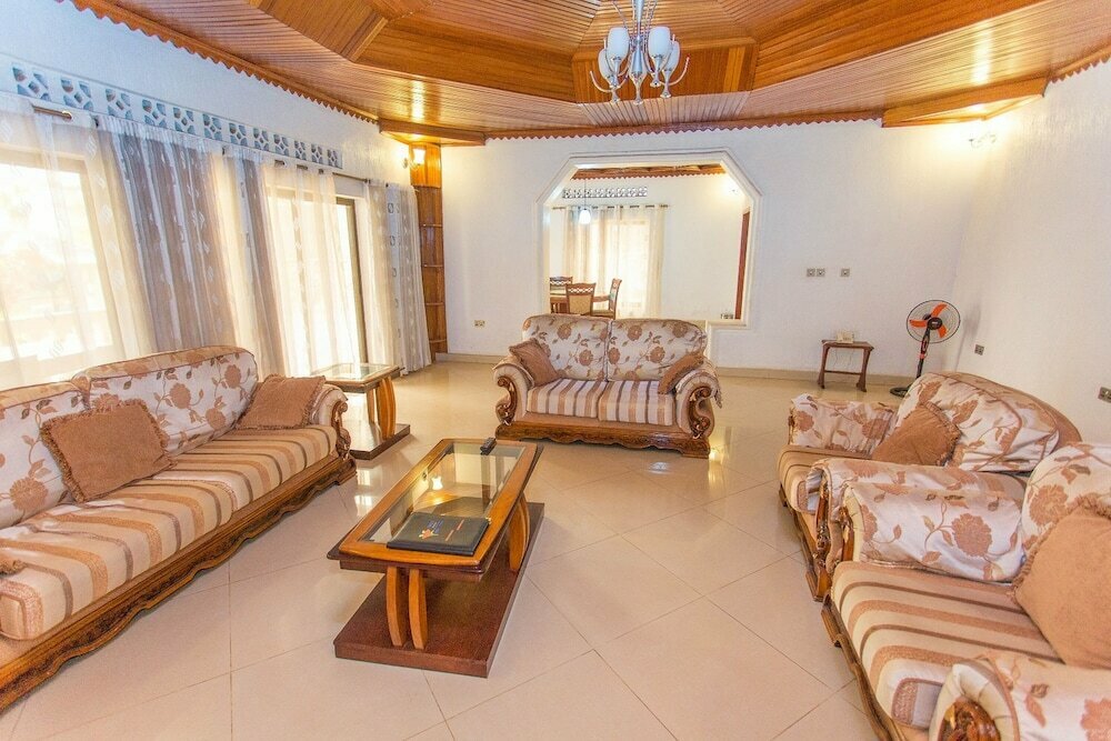 IRIS Guesthouse