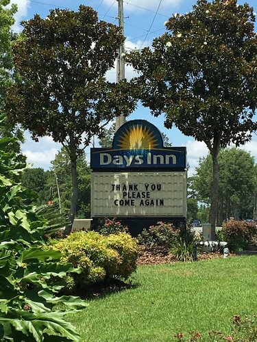 Days Inn by Wyndham Lamont/Monticello, Boek Mini-hotel Monticello Minnesota