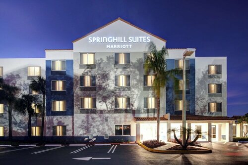 SpringHill Suites Port Saint Lucie, Забронировать Отель Отели Порт-Сент-Луси с парковкой, Парковка