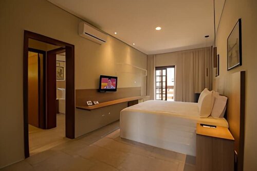 WINNER BEACH HOTEL, Забронировать Отель Отели Сан-Паулу с парковкой, Парковка
